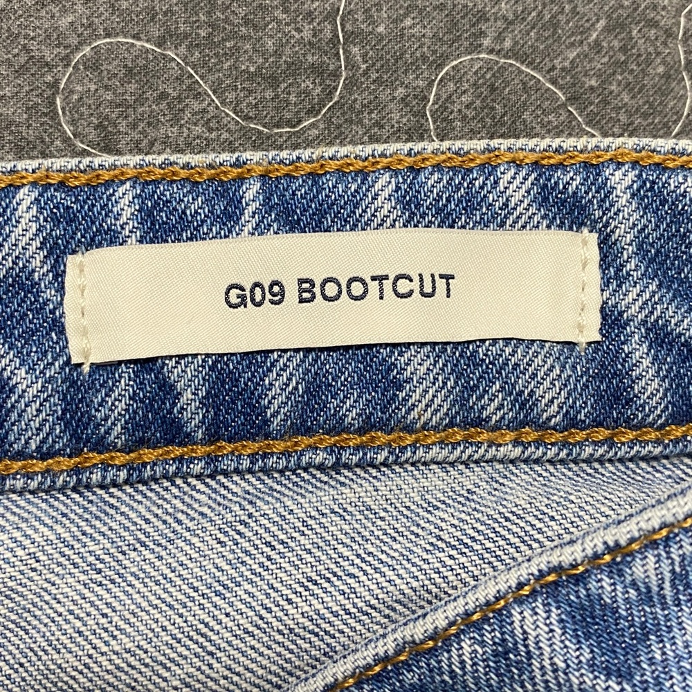 Women’s Guess Bootcut Jeans. - Picture 4 of 6